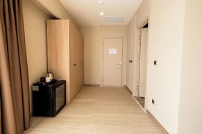 Prive Suite Side & Spa Hotel Adults Only 16 Plus