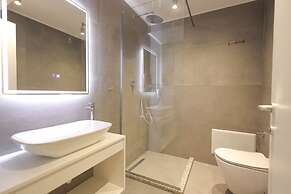 Grandstay Studios 104