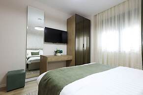 Grandstay Apartments 008