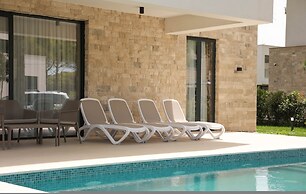 Sanpietro Vacation Deluxe Villa