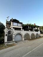 Vila Voula in Mesovouni
