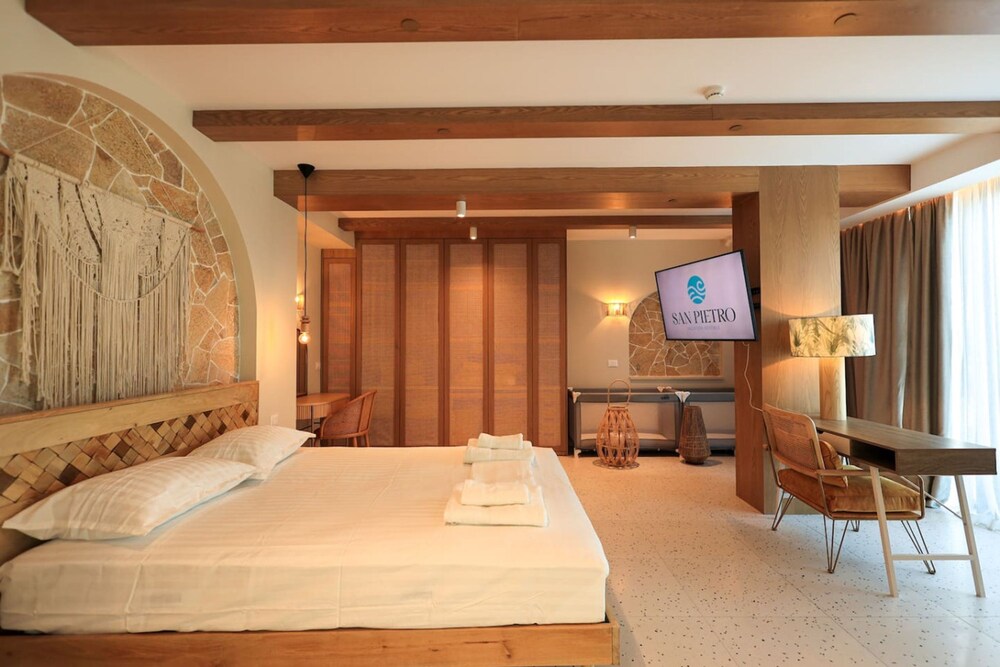 Sanpietro Elite Signature Villa