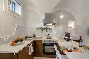 Lory-cosy Gardone Old Town&vittoriale