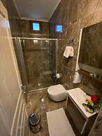 Vadidekal Suit Hotel