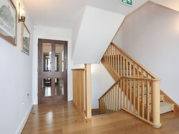 Harlech Apartments - Branwen