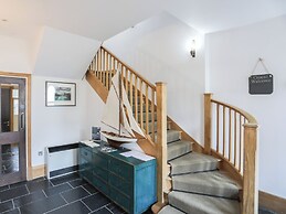 Harlech Apartments - Matholwch