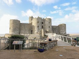 Harlech Apartments - Matholwch