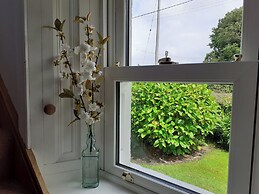 Lackaroe Cottage