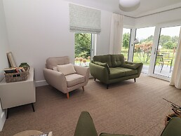 Shannon Vale
