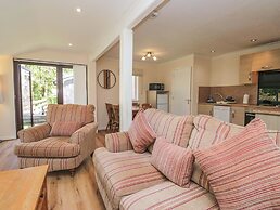 Chestnut Timber Lodge