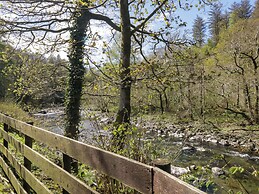 Chestnut Timber Lodge