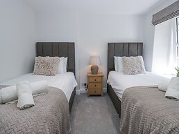 Riverside Cottage No 3