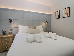 Garden Cottage No 1