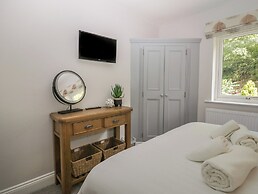 Garden Cottage No 1