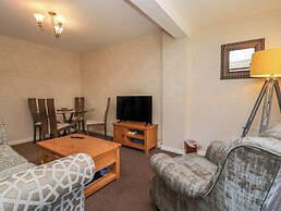Apartment 4
