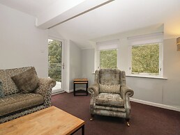 Apartment 6
