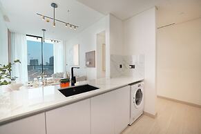 Easygo- Lux 2BR / Private Pool JVC Onyx