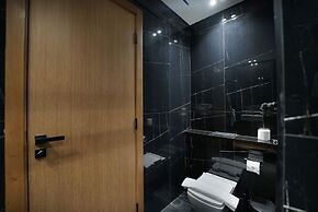 Easygo- Lux 2BR / Private Pool JVC Onyx