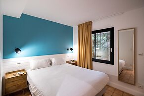 Apartment in Saint-tropez With Beach Access