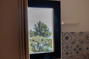Apartment in Saint-tropez With Beach Access