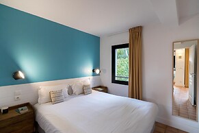 Apartment in Saint-tropez With Beach Access