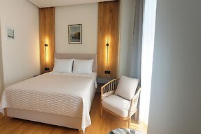 Elite Patras Suites