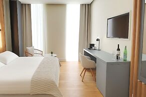 Elite Patras Suites