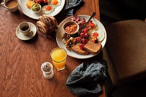 The Ragged Robin - A Heartwood Inn