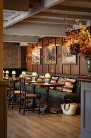 The Ragged Robin - A Heartwood Inn