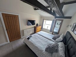 Hocking Cottage