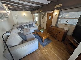 Hocking Cottage