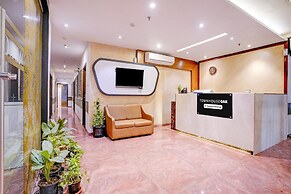 Luxurious Stays at Times Square Le Western Mumbai