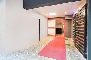 Super Townhouse Oak Indiranagar