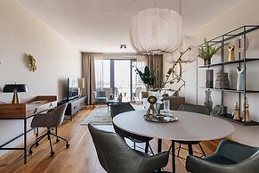 Lovely Apartment by the Beach