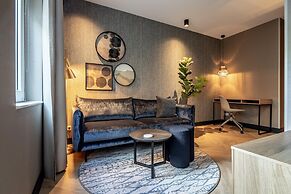 Spacious Apartment Retreat