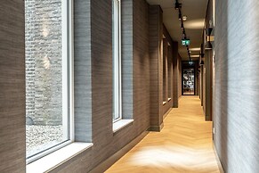 Spacious Apartment Retreat