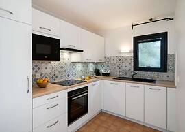 Apartment in Saint-tropez With Beach Access