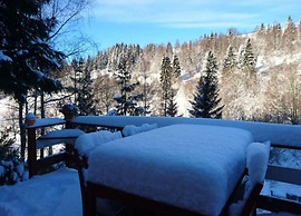 Holiday Apartment With Lake View