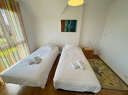 House in Ploudalmezeau With Beach Access