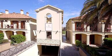 Tranquil Retreat Near Rome for 4