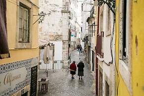 Castle Fado River Alfama Flat