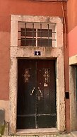 Castle Fado River Alfama Flat