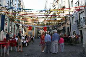 Castle Fado River Alfama Flat