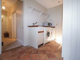 Holm Oak Lodge