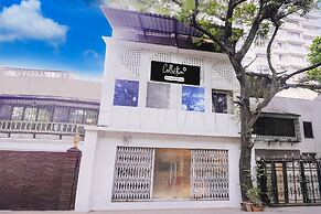 Comfy Stays at Lokhandwala Andheri West
