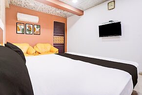 Comfy Stays at Lokhandwala Andheri West