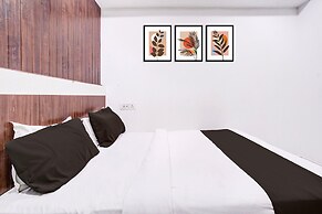 Comfy Stays at Lokhandwala Andheri West