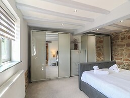 New Elms Farmhouse