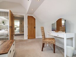 New Elms Farmhouse