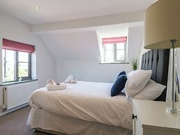 New Elms Farmhouse